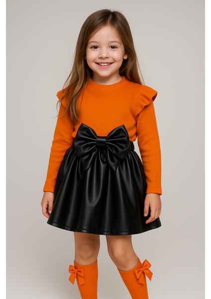 Deri Etek, Turuncu Badi ve Diz Altı Fiyonklu Çorap Takım indirimleri