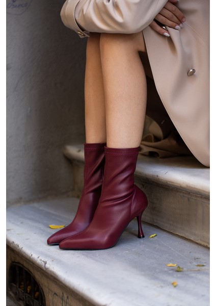 Kadın Marya Streç Cilt Yandan Fermuar Sivri Burun Ince Topuklu Bot fiyatları