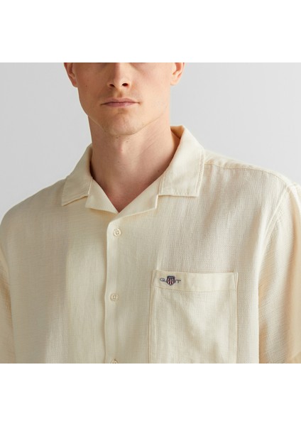 Erkek Krem Regular Fit Klasik Yaka Gömlek fırsatları