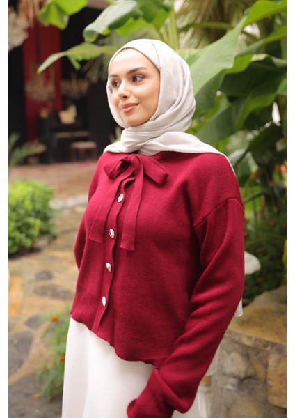 Bordo Yaka Bağlamalı Düğmeli Triko Hırka