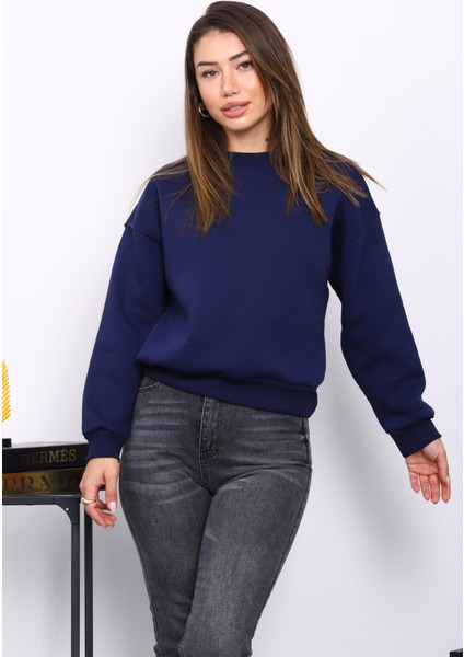 Lacivert Bisiklet Yaka Üç İplik Sweat fırsatları