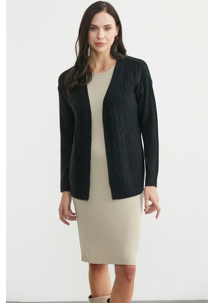 Saç Örgülü Rahat Kalıp Triko Hırka - Siyah