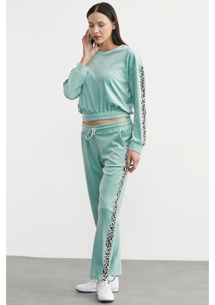 Leopar Kombinli Kadife Eşofman Takım - Mint fırsatları