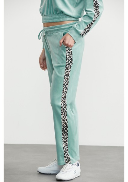 Leopar Kombinli Kadife Eşofman Takım - Mint indirimleri