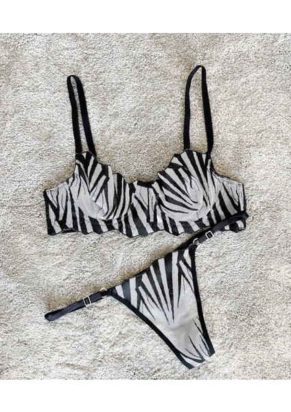 Zebra Desenli Transparan Sütyen Takımı fırsatları