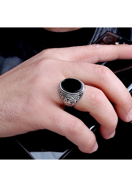 Onix Taşlı Kalem Işleme Motifli 925 Ayar Gümüş Erkek Yüzük fırsatları