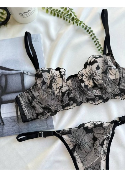 Siyah Çiçekli Transparan Sütyen Takımı fırsatları