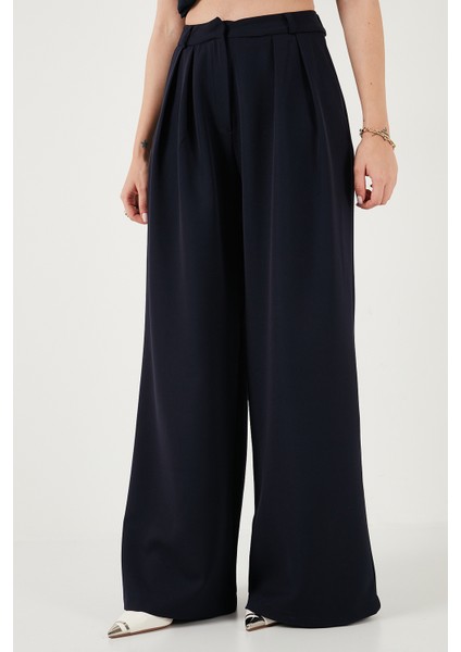 Pile Detaylı Wide Leg Yüksek Bel Geniş Paça Pantolon Bayan Pantolon 6522016 modelleri
