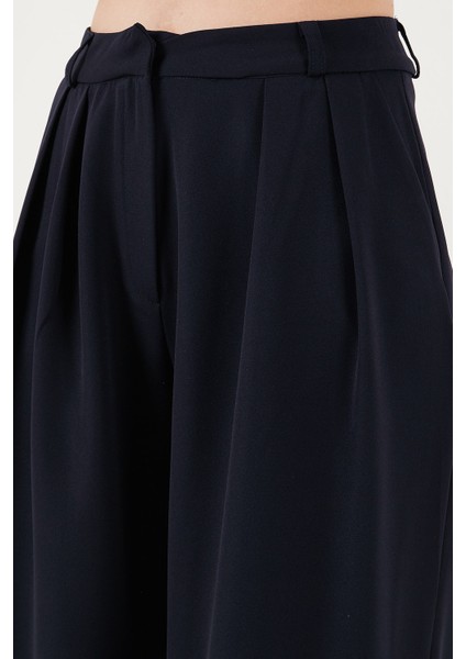 Pile Detaylı Wide Leg Yüksek Bel Geniş Paça Pantolon Bayan Pantolon 6522016 indirimleri