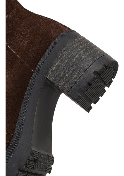 Kadın Kahverengi Fermuarlı Kalın Topuklu Süet Deri Bot 25WFD340310