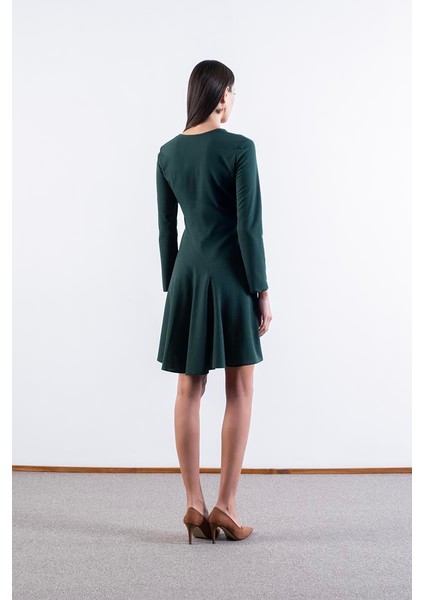 Eckert U Yaka Yanı Volanlı Elbise Zümrüt modelleri