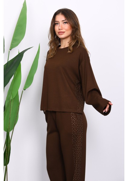 Kahverengi Yanları Taş Detaylı Modal Takım modelleri