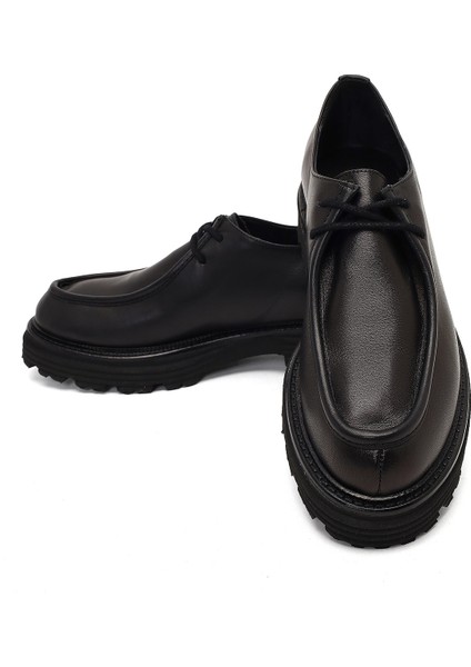 Kadın Siyah Bağcıklı Kalın Tabanlı Maskülen Ayakkabı 25WFD185118