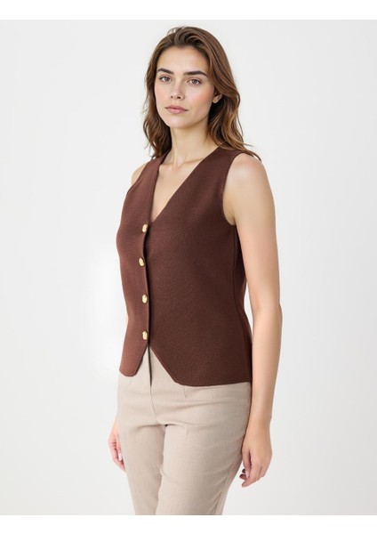 Acı Kahve Dar Kesim Parlak Düğme Detaylı Triko Yelek modelleri