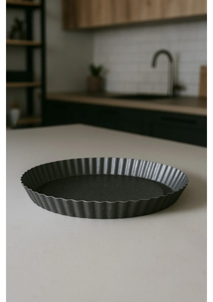 Akasya Döküm Granit Kek Kalıbı 28 cm Siyah