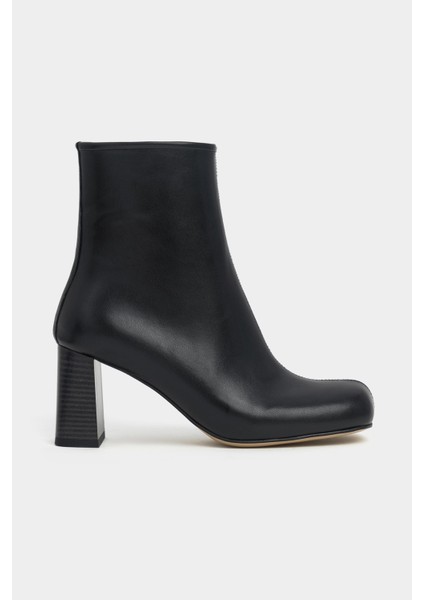 Juno Siyah Mat Fermuarlı Kalın Topuklu Küt Burun Kadın Bot