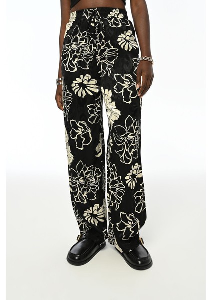 Kadın Rahat Kalıp Beli Lastikli Çiçek Desenli Jakarlı Pantolon