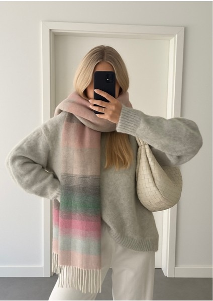 Kadın Yumuşak Dokulu Renk Bloklu Atkı fiyatları