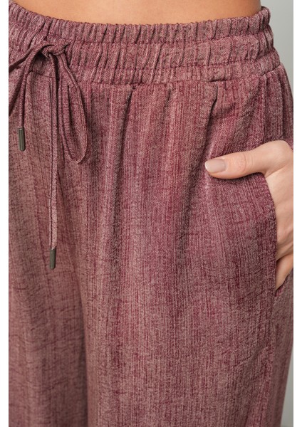 Kadın Bordo Renk Kırçıllı Bol Paça Rahat Kalıp Pantolon fırsatları