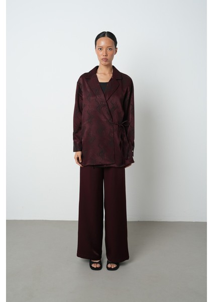 Kadın Bordo Renk Desenli Yandan Bağlamalı Ceket modelleri