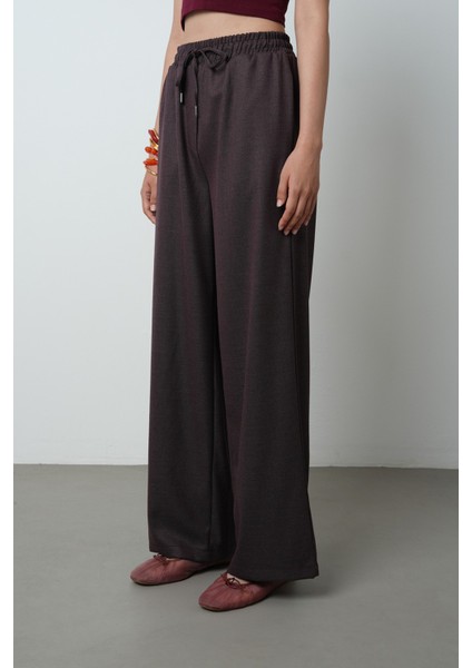 Kadın Düz Renk Bol Paça Kumaş Pantolon fiyatları