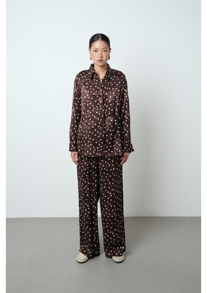 Kadın Yandan Bağlamalı Puantiye Desenli Kahverengi Gömlek fırsatları