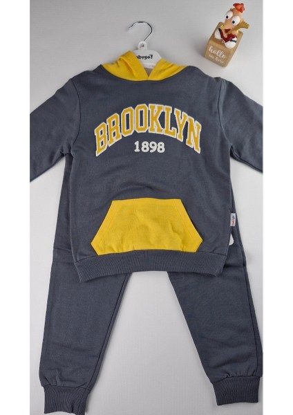 Erkek Çocuk Brooklyn Baskılı Pamuklu Kapüşonlu Eşofman Takımı 3-6 Yaş Gri Sarı fırsatları
