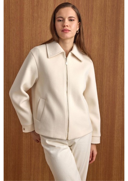 Fermuar Kapamalı Oversize Kısa Kaban EKRU 3157