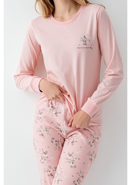 Kadın Pembe Pijama Takımı fırsatları