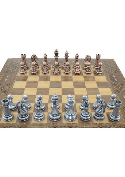 Metal Klasik Satranç Takımı Antik ve El Yapımı Düz Masif Ahşap Satranç Tahtası