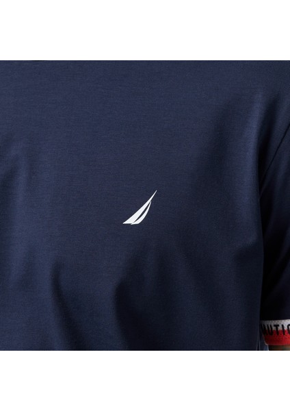 Erkek Lacivert Regular Fit T-Shirt indirimleri