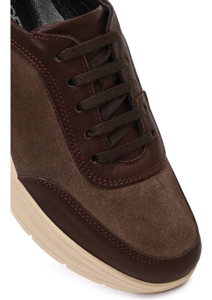 Kadın Kahverengi Bağcıklı Kalın Tabanlı Deri Sneaker 25AFD501514