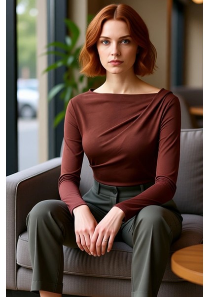 Kadın Asimetrik Yaka Dökümlü Vücuda Oturan Esnek Örme Bluz Kaliteli Şık Rahat Modern Zarif fırsatları