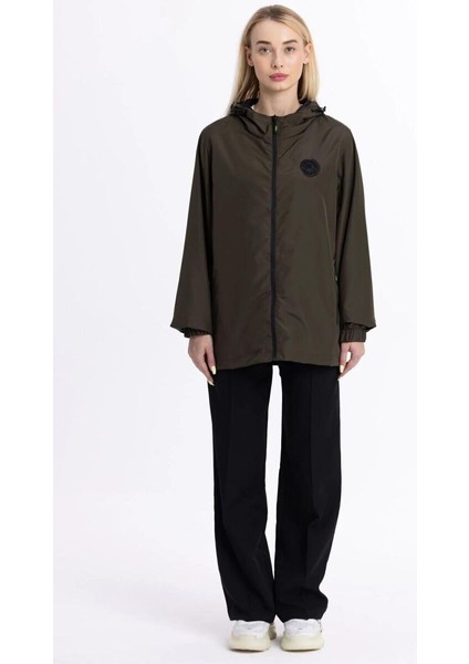 İçi Astarlı Su ve Rüzgar Geçirmez Cepli Kadın Yağmurluk fiyatları