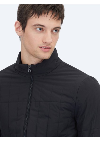 Siyah Regular Fit Dik Yaka Casual Dokuma Mont modelleri