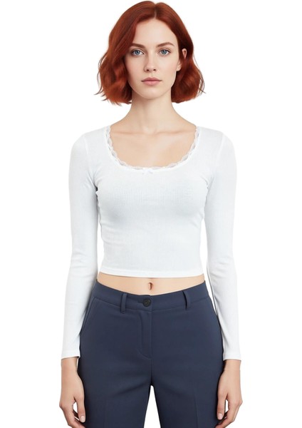 Kadın Kare Yaka Dantelli Crop Uzun Kollu Örme Bluz Kaliteli Şık Rahat Modern Zarif Günlük fiyatları