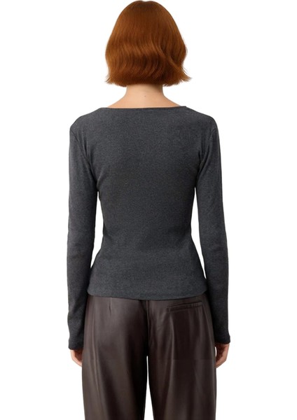 Kadın V Yaka Uzun Kollu Pamuklu Örme Bluz Günlük Konfor ve Şıklık Kaliteli Şık Rahat Modern modelleri