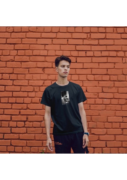 Keith Richards Backstage At Madison Square Garden New York 1975 Tişört - Siyah fiyatları