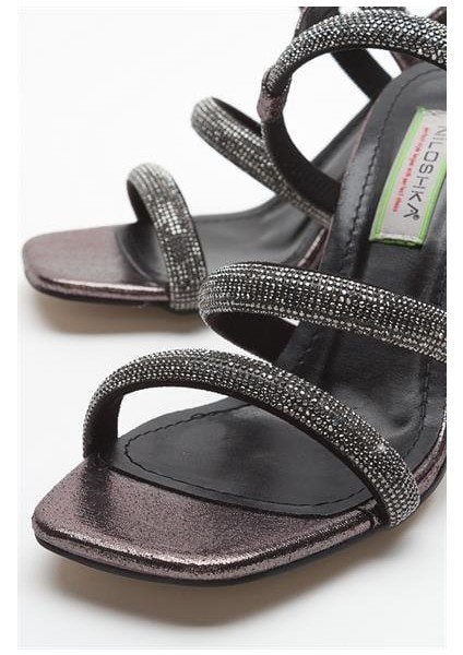 Kadın Hln Ince Topuklu Platin Taşlı Sandalet fiyatları