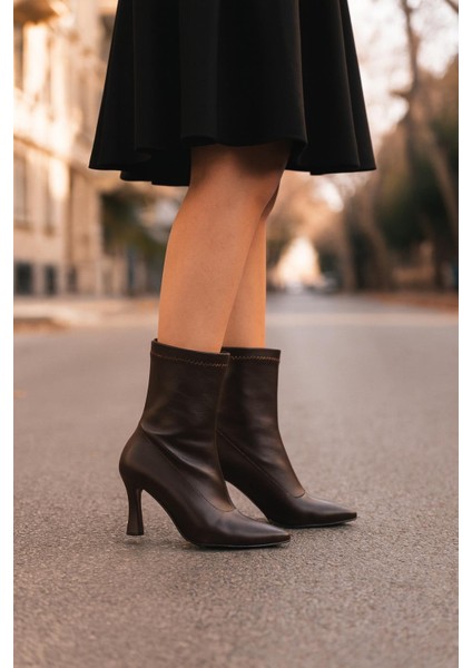 Sivri Burun Şık Çorap Streç Günlük Kadeh Topuk Bot Yarım Çizme modelleri