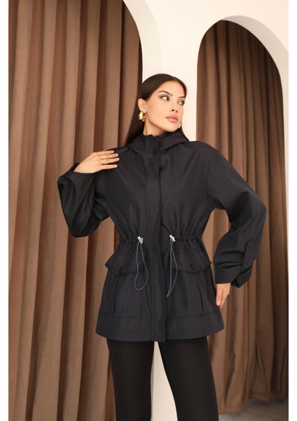 Kadın Lacivert Kapüşonlu Katlama Kol Detaylı Trençkot