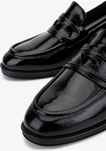 Kadın Hakiki Deri Siyah Rugan Loafer Ayakkabı 324 1202 Bn Ayk SK25-26 Sıyah Rgn modelleri
