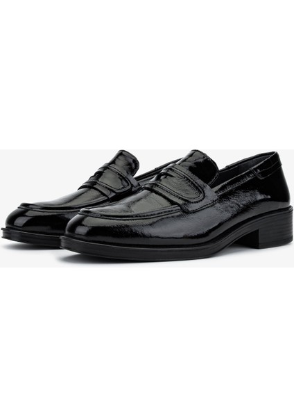 Kadın Hakiki Deri Siyah Rugan Loafer Ayakkabı 324 1202 Bn Ayk SK25-26 Sıyah Rgn fırsatları