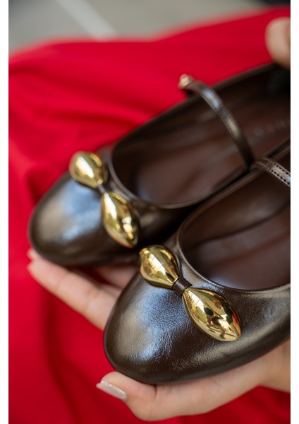 Loes Acı Kahve Süet Gold Aksesuarlı Düz Kadın Babet fırsatları