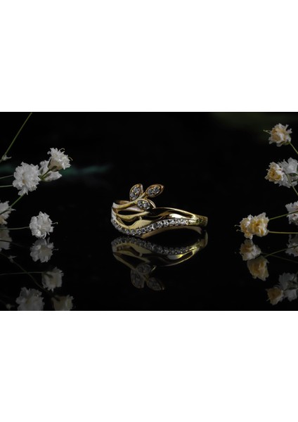 Yaprak Işıltısı Yüzük