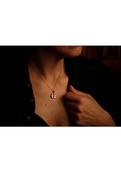 Ellerimde Aşk Kolye fiyatları