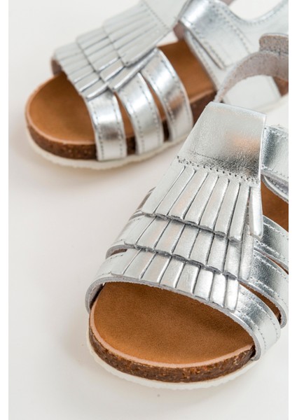 Kız Çocuk Gümüş Deri Ortopedik Destekli Çocuk Sandalet