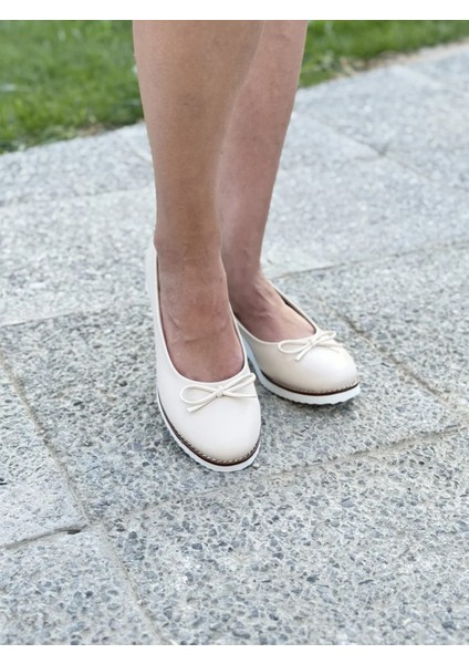 Luvina Taban Fiyonklu Kapalı Büyük Numara Kadın Ayakkabı