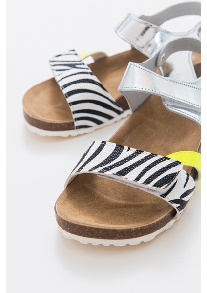 Kız Çocuk Gümüş Deri Ortopedik Destekli Çocuk Sandalet