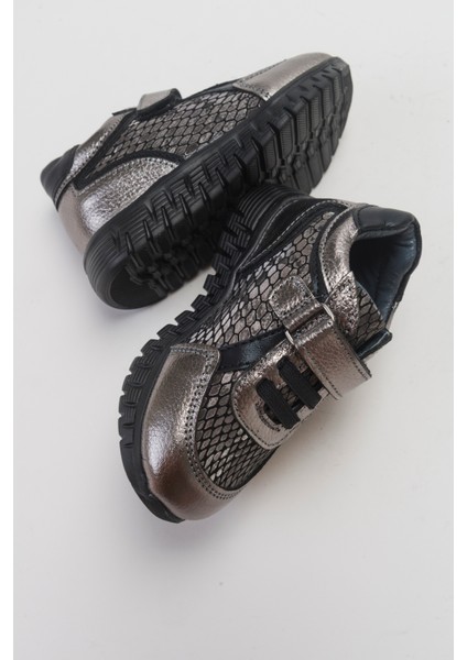 Kız Çocuk Platin Hakiki Deri Günlük Çocuk Ayakkabı